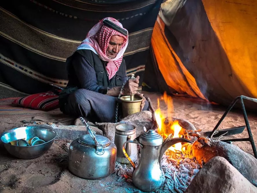 Traditional Qahwa preparation